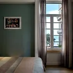 50 Suite Guesthouse
